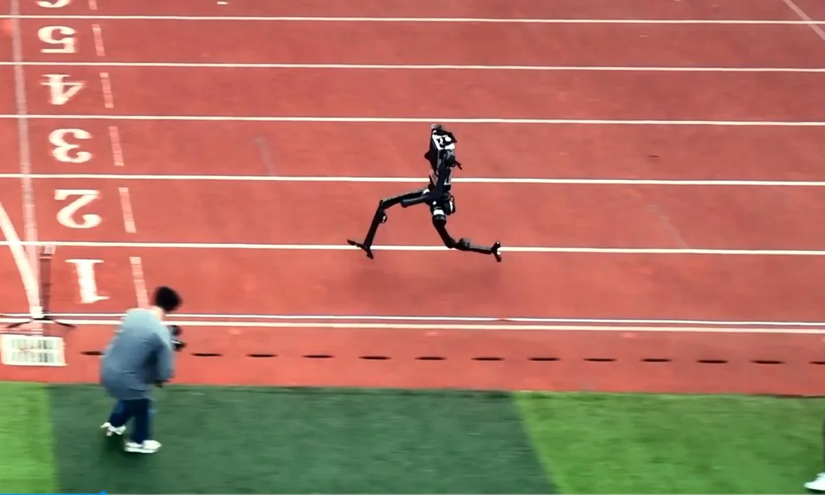 robô chinês incrível bate recorde e desafia usain bolt